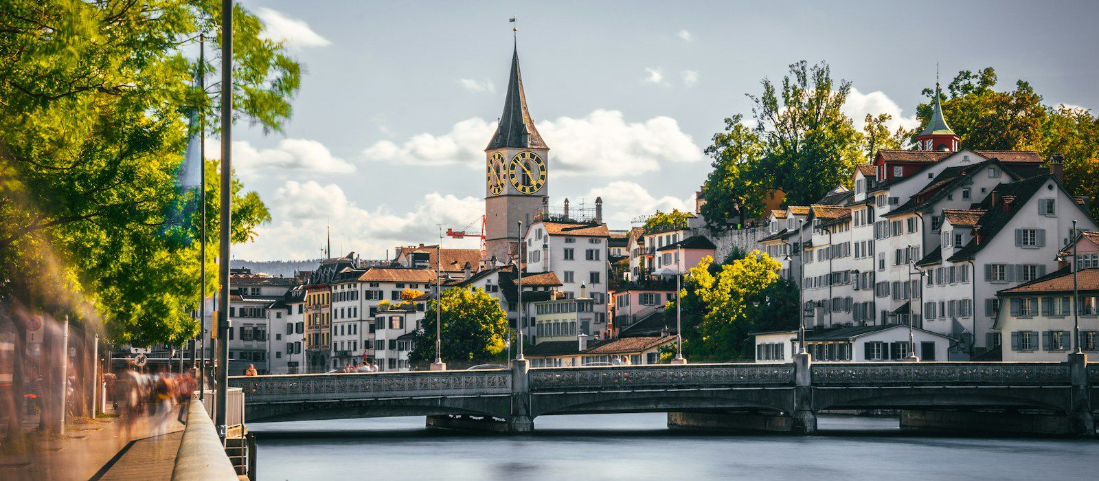 Altstadt von Zürich an der Limmat